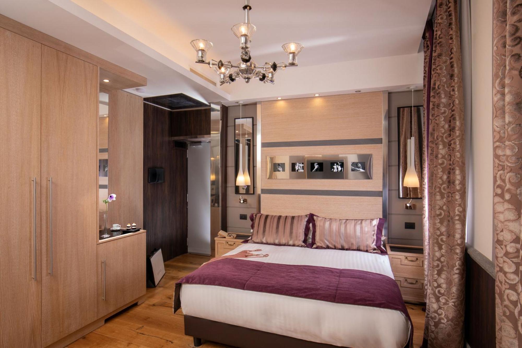 The Inn At The Spanish Steps Luxury Collection - Mario De' Fiori Home ローマ エクステリア 写真